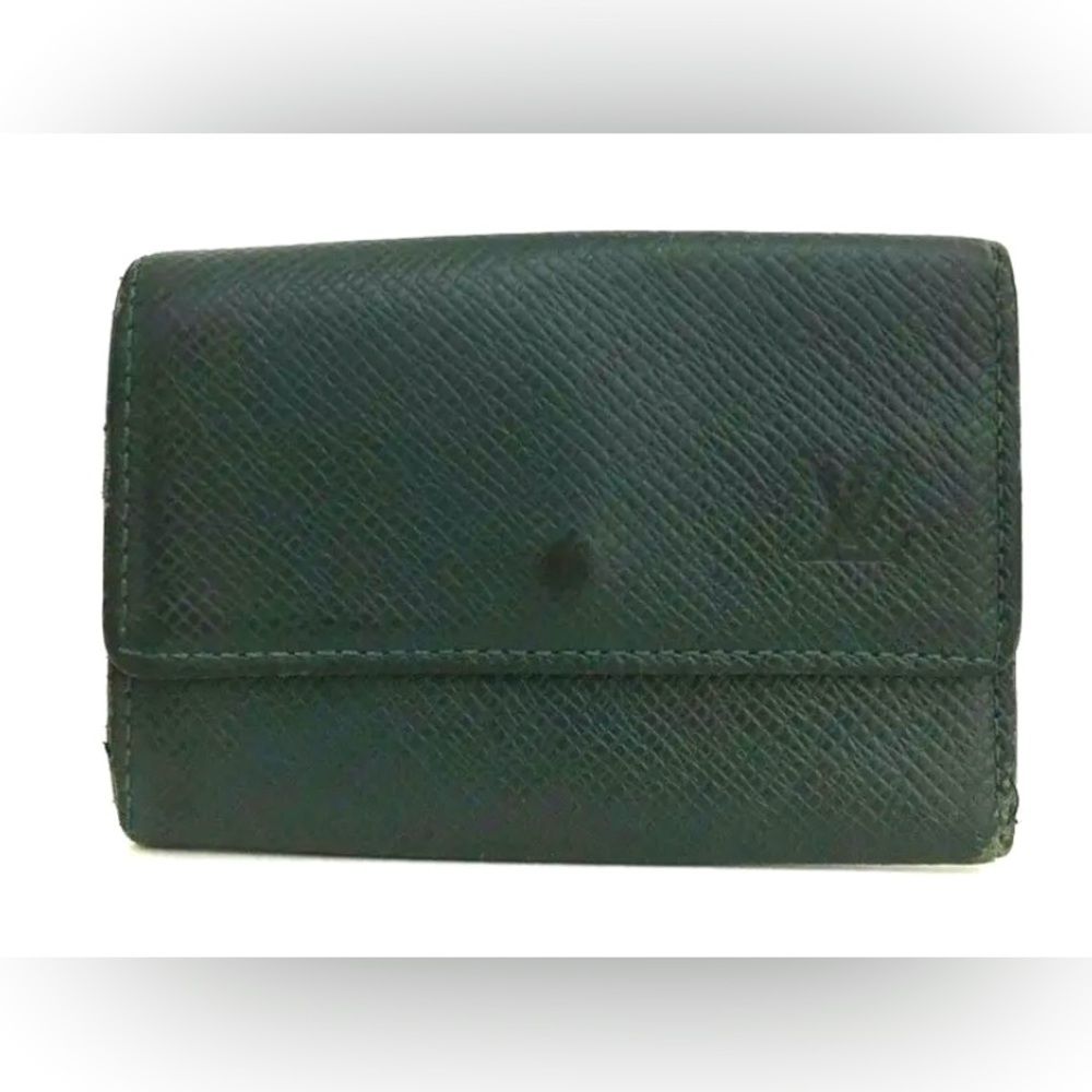 Louis Vuitton Green Taiga Leather 6-Hooks Key Case